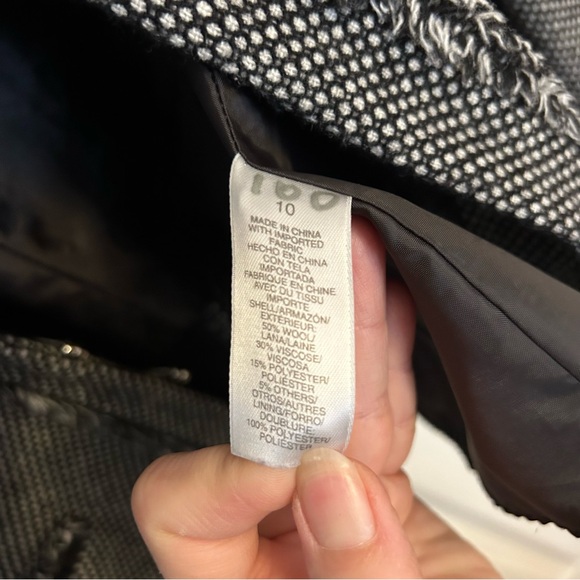 Black And White Liz Claiborne Blazer - Picture 4 of 4